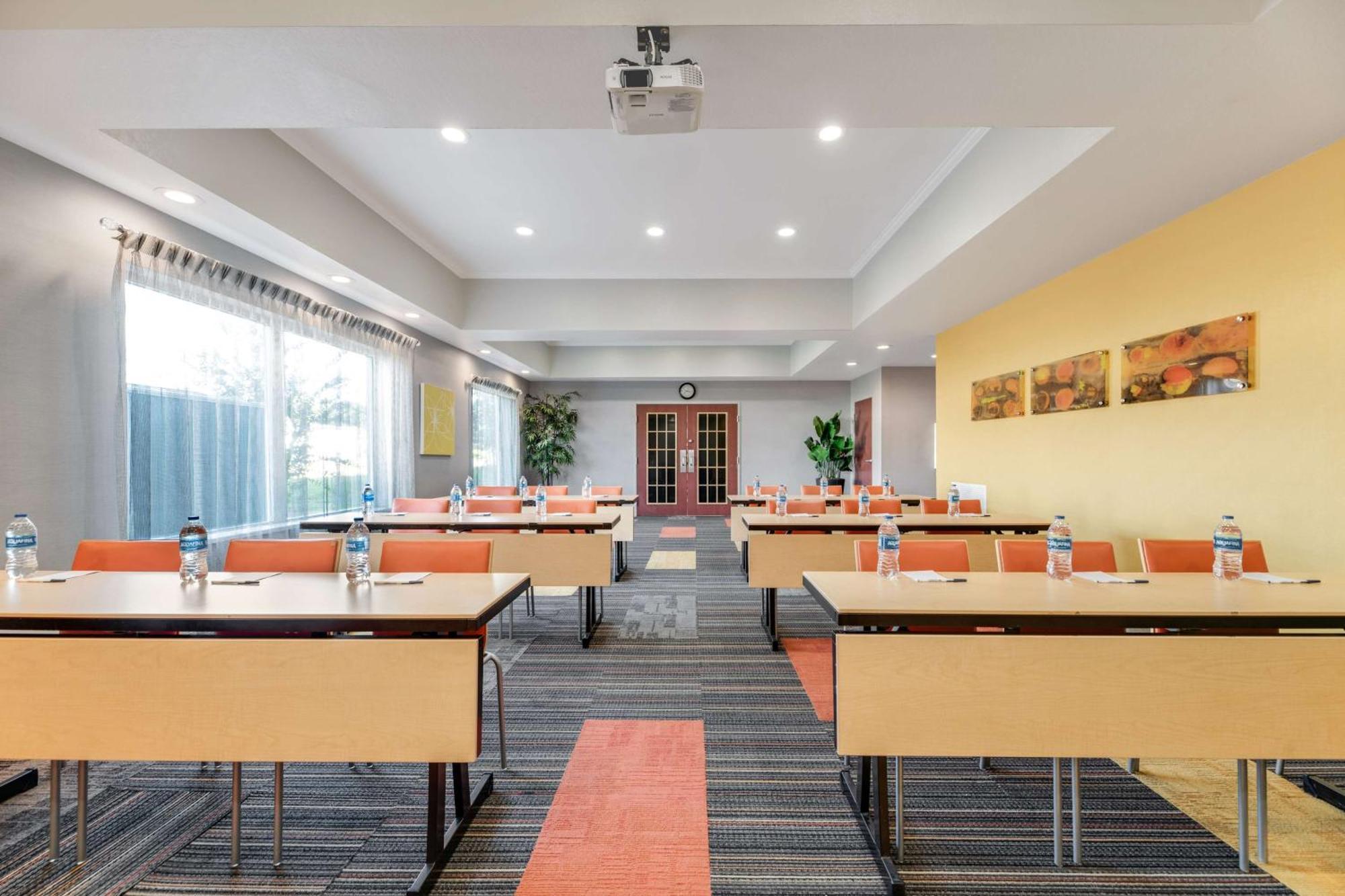 Best Western Auburndale Inn & Suites Esterno foto